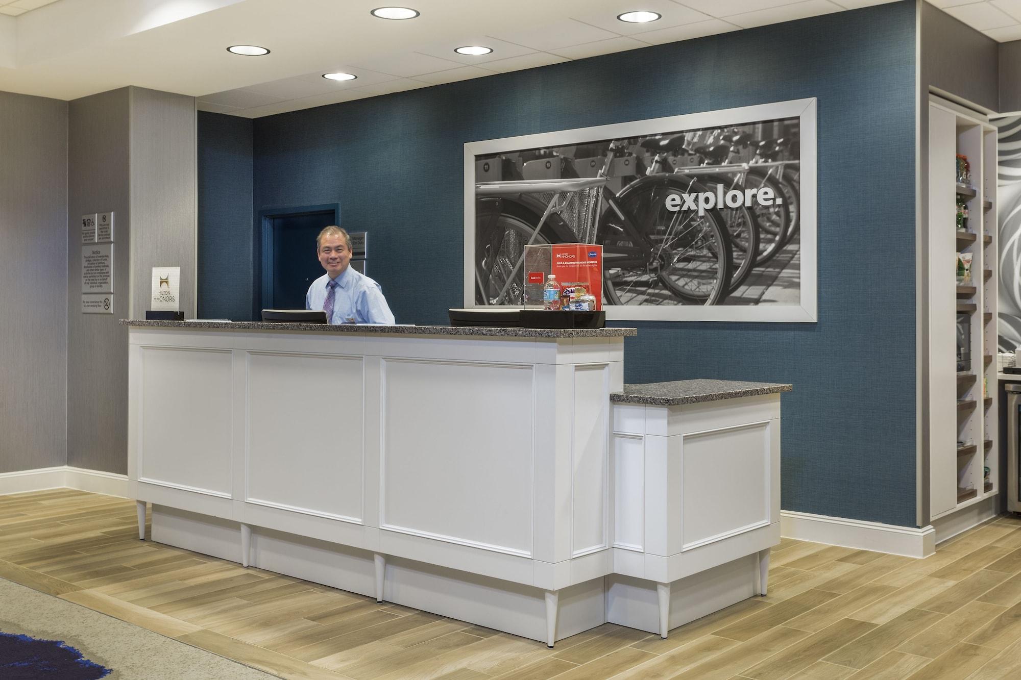 Hampton & Newport/cincinnati, Ky Hotel 3*